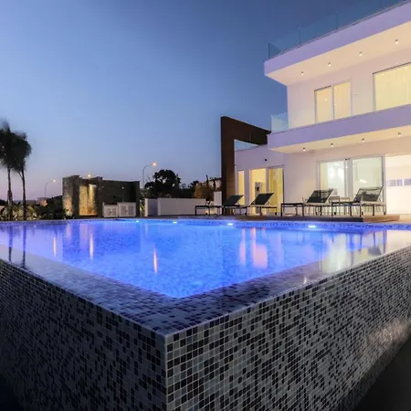 Sea Pearl Beachfront Villas - Anemone Ayia Napa Exterior photo