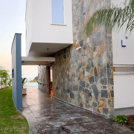 Sea Pearl Beachfront Villas - Anemone Ayia Napa Exterior photo